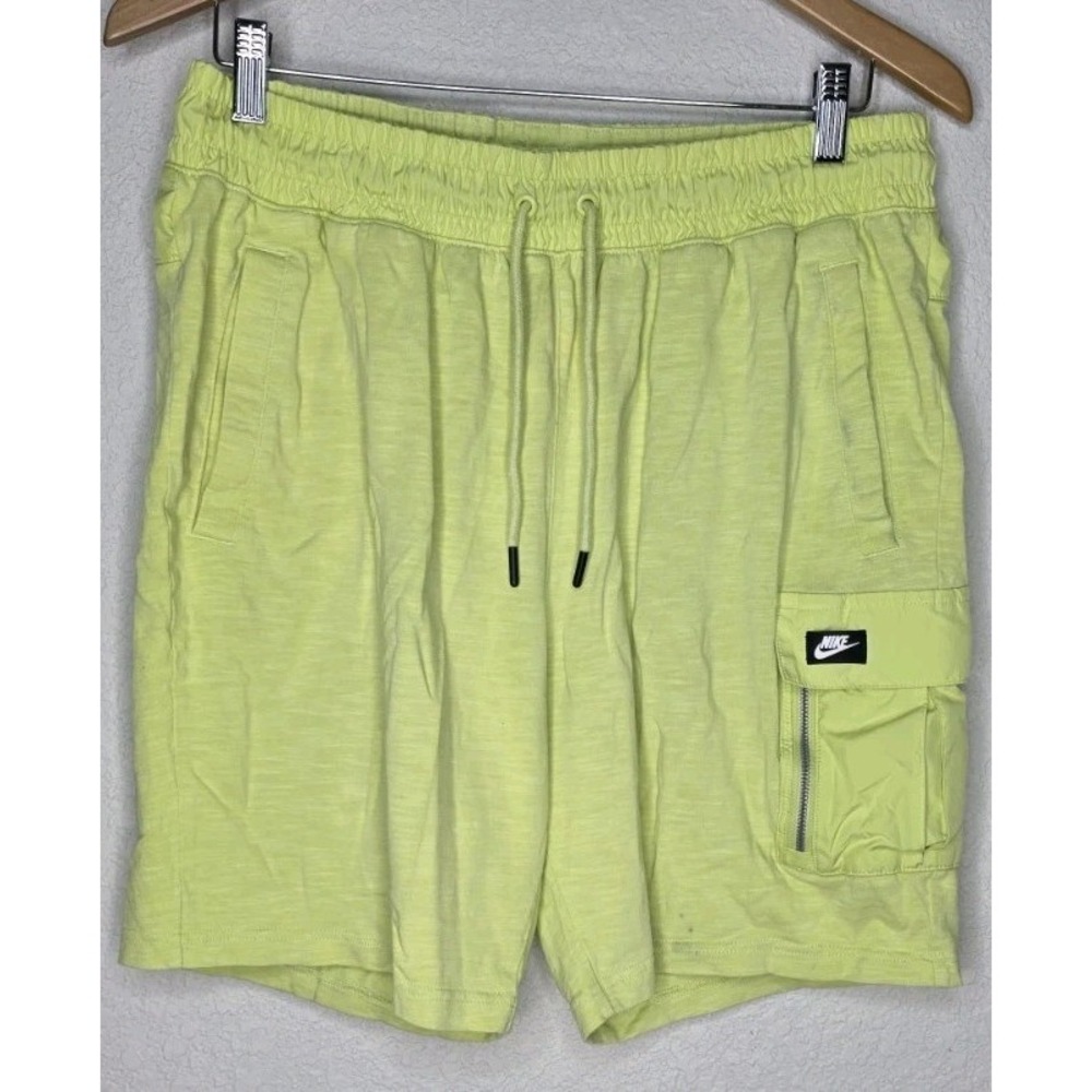 Nike Sportswear Fleece Shorts Men L‎ 8" Drawstring Cargo Lightweight Neon Gym